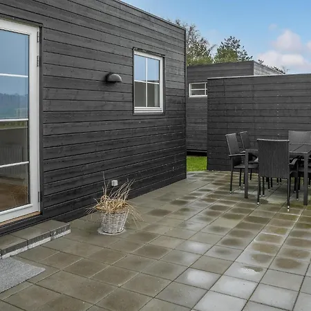 2 Bedroom Gorgeous In Vaeggerlose
